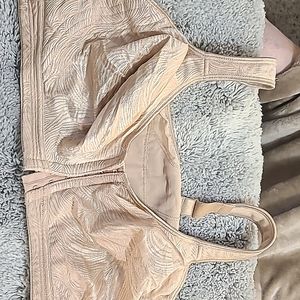 Playtex front closure 44C bra